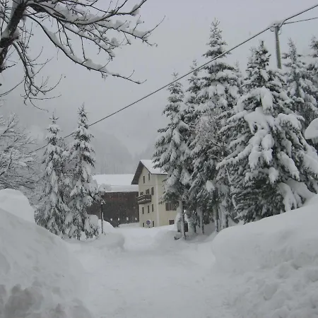 Lezuo Iris Apartman Arabba