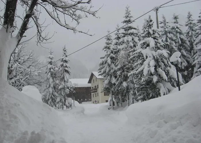 Lezuo Iris Apartman Arabba